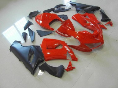 Kawasaki ZX6R 05-06 Motorrad Verkleidungen - Rot und Matt Schwarz Kaufen